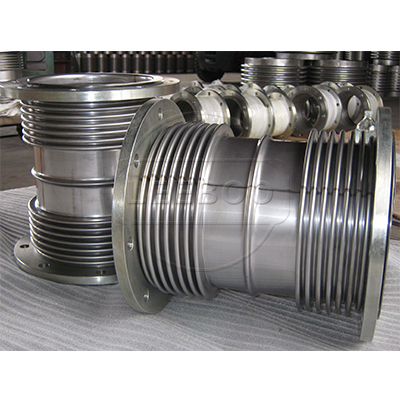 波紋<a href=http://m.metrowesthousebuyers.com target=_blank class=infotextkey>補償器</a>水平安裝和垂直安裝的正確安裝方法