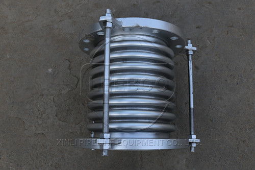 內(nèi)壓式和外壓式波紋<a href=http://m.metrowesthousebuyers.com target=_blank class=infotextkey>補償器</a>存在的區(qū)別