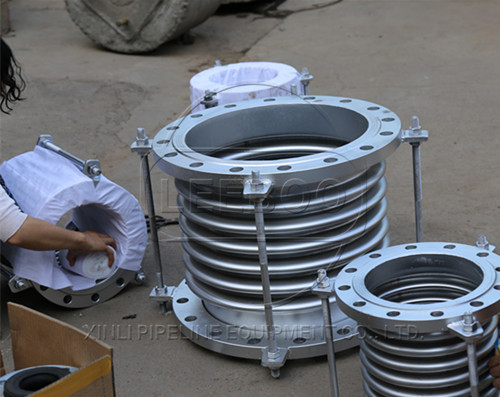 內(nèi)壓式波紋<a href=http://m.metrowesthousebuyers.com target=_blank class=infotextkey>補(bǔ)償器</a>的安裝