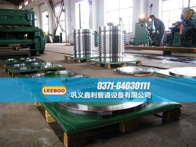 鑫利<a href=http://m.metrowesthousebuyers.com target=_blank class=infotextkey>補償器</a>組裝車間